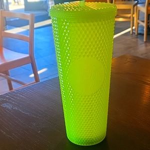 NWT Lemongrass Glow in the dark studded tumbler